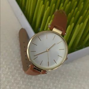 Brown faux leather / vegan watch with gold